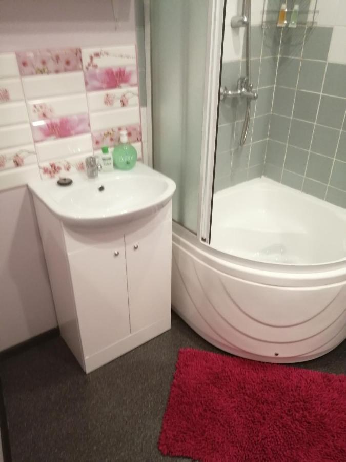 KICA KROGA apartaments Ainazi Bagian luar foto